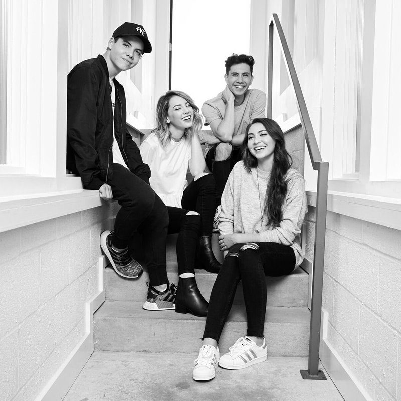 TheYoungEscape1 TheYoungEscape1